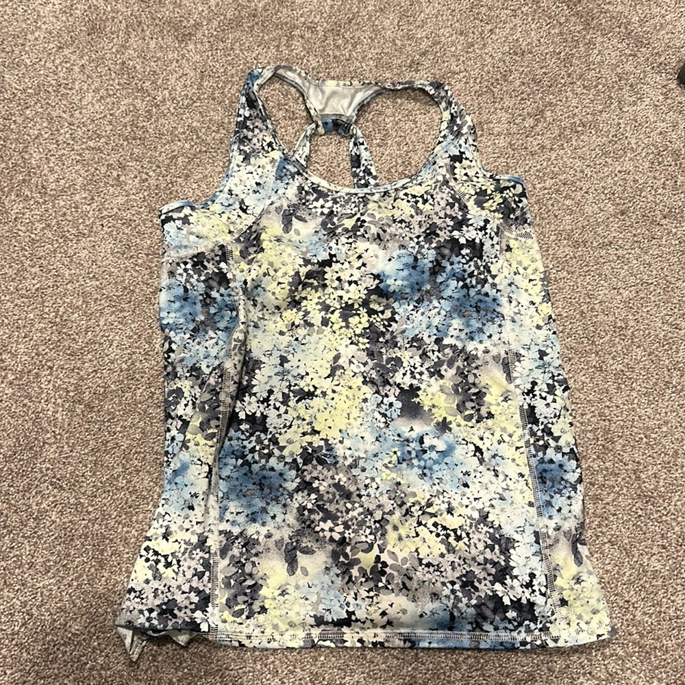 Abercrombie Active tank